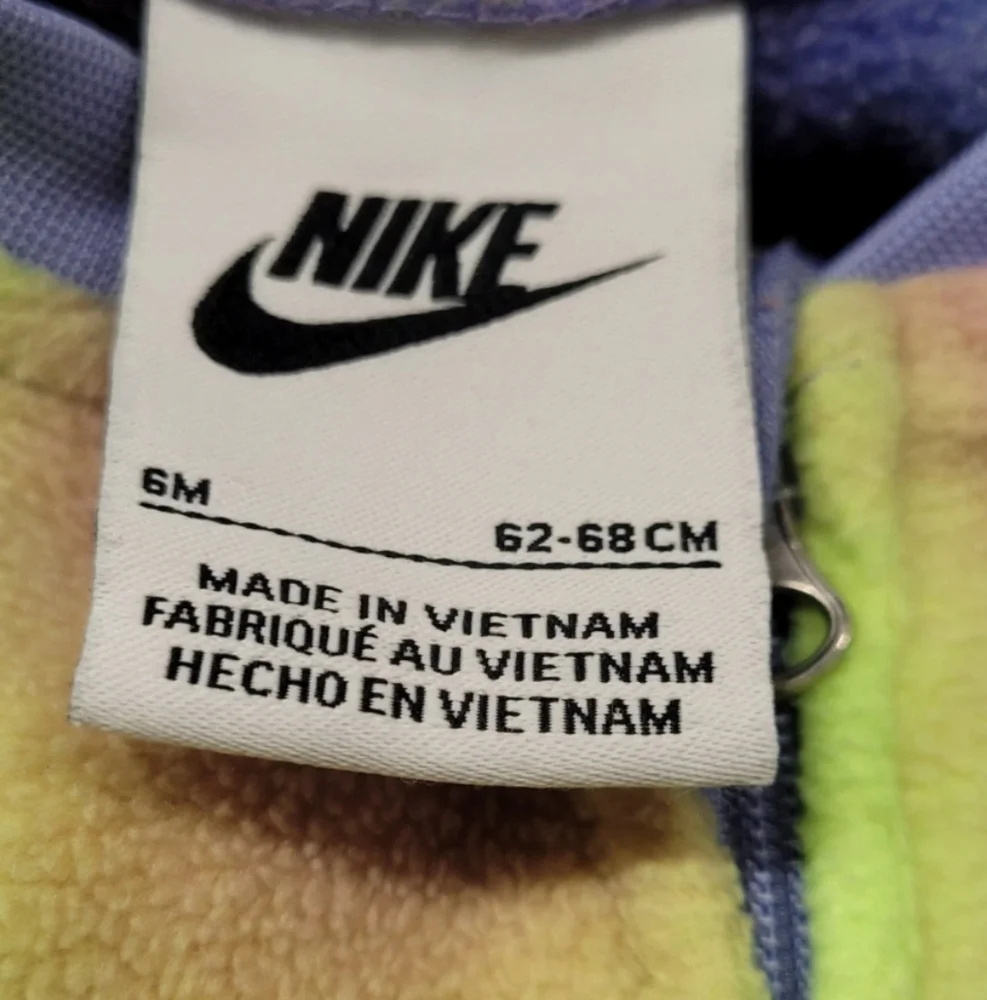 Nike Sleeper Baby Size: 6 Months Full Zip
